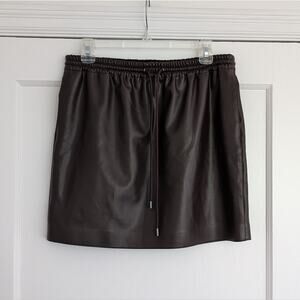NWOT Theory Womens Faux Leather Pull On Drawstring Brown Mini Skirt, size M